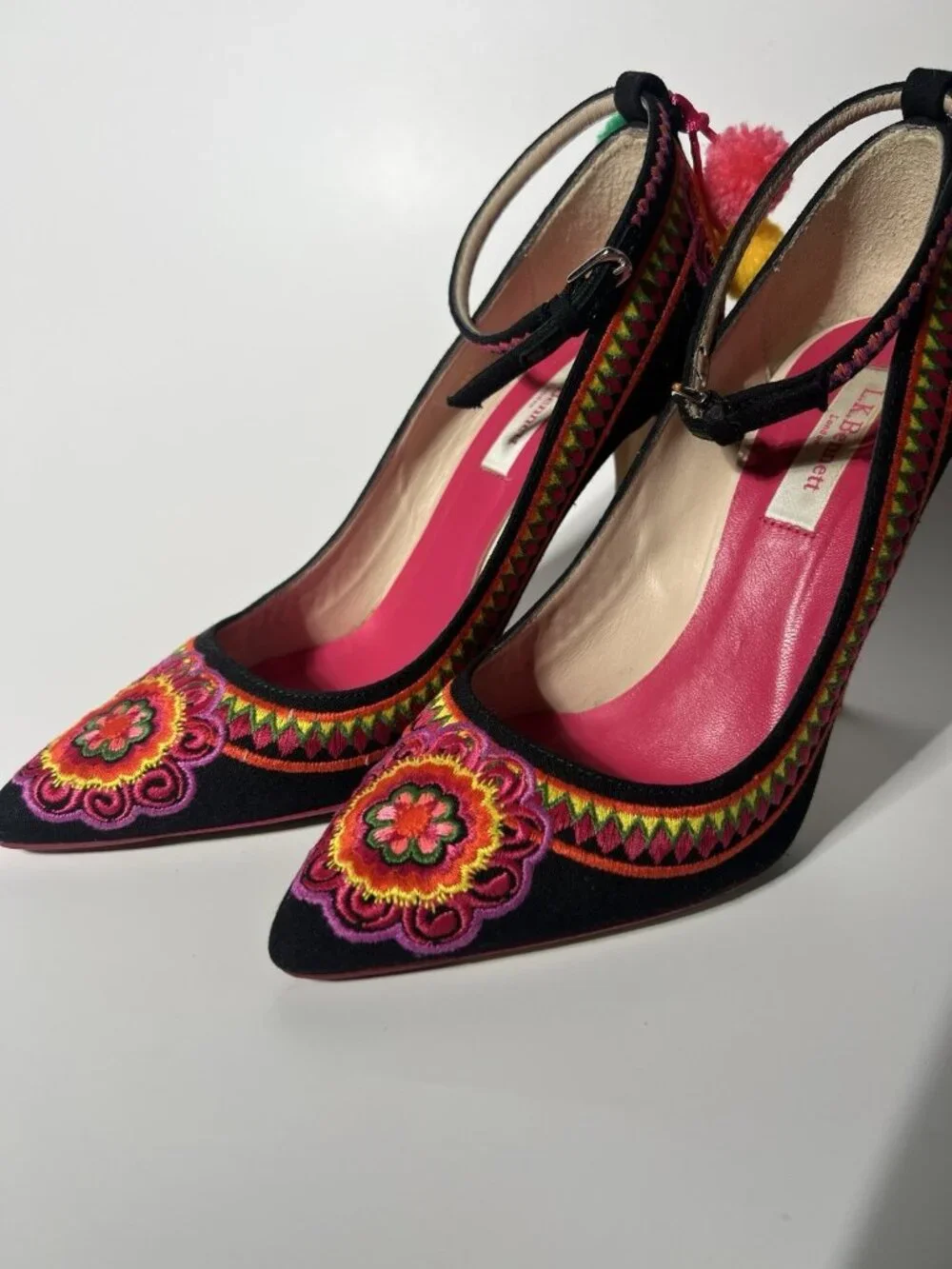 L.K. Bennett Caroline Issa Limited Edition Parrot Heels EU 38 - Picture 12 of 15